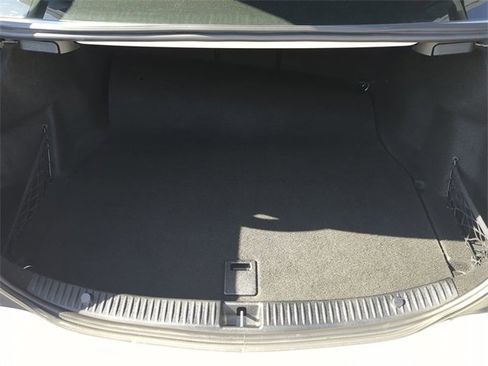 Used 2016 Mercedes-Benz C 300 Sedan image 38