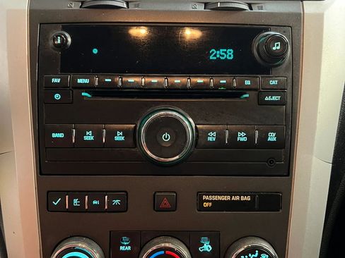 Used 2012 Chevrolet Traverse LT w/ All-Star Edition FWD image 15