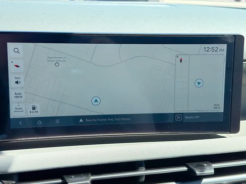 New 2026 Hyundai Tucson Limited image 32