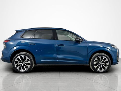 New 2026 Audi Q3 quattro 2.0T AWD/4WD image 7
