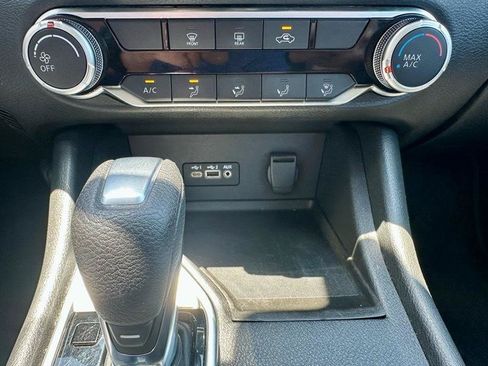 Used 2023 Nissan Sentra SV FWD image 24
