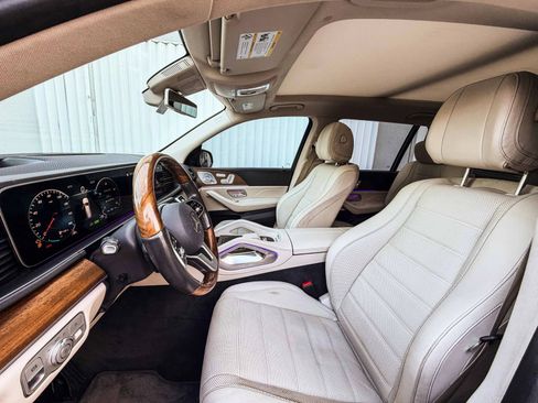 Used 2020 Mercedes-Benz GLS 450 4MATIC image 17