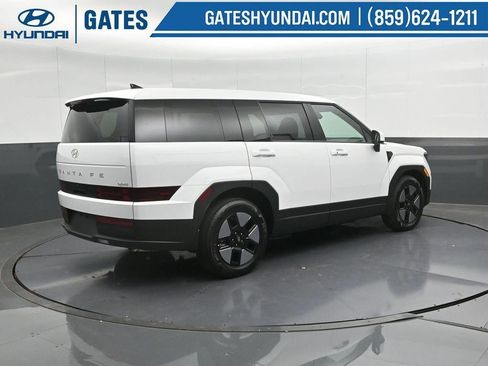 New 2026 Hyundai Santa Fe SE FWD image 2