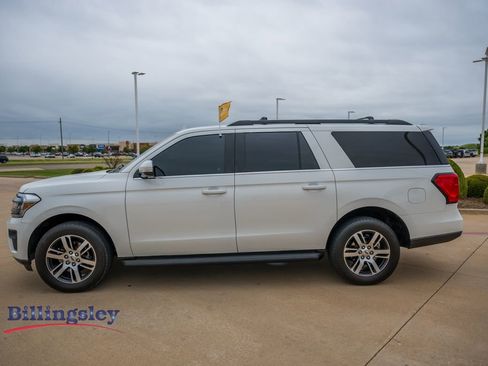 Certified 2024 Ford Expedition Max XLT RWD image 4
