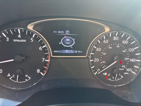 Used 2020 Nissan Pathfinder SL AWD/4WD image 10