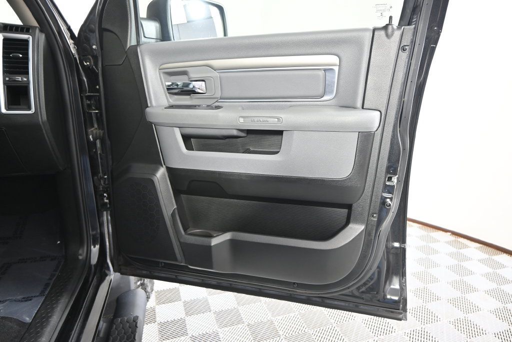 Used 2019 RAM 1500 Big Horn AWD/4WD image 13