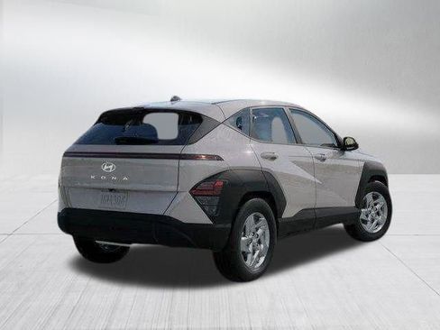 New 2026 Hyundai Kona SE FWD image 4