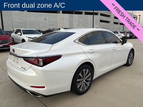 Used 2019 Lexus ES 350 w/ Premium Package image 5
