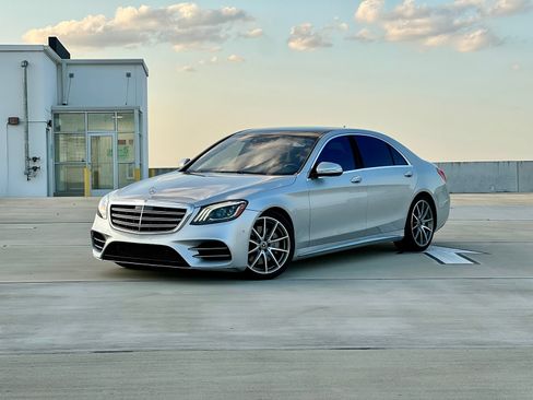 Used 2018 Mercedes-Benz S 560 4MATIC Sedan image 1