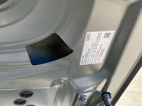 Used 2023 Audi SQ5 Prestige w/ Prestige Package image 24