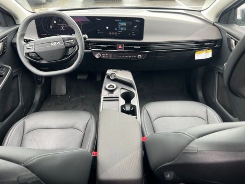 New 2025 Kia EV6 Wind AWD/4WD image 12