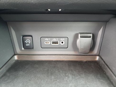 Certified 2025 Nissan Sentra SV w/ All-Weather Package image 29