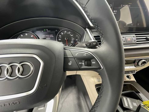 Used 2024 Audi Q5 2.0T Premium image 24