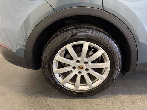 Used 2019 Porsche Cayenne image 12
