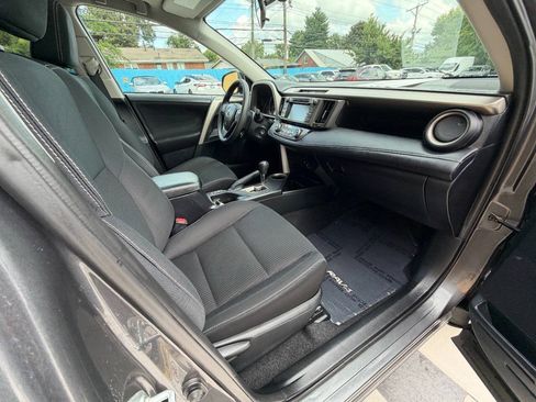 Used 2013 Toyota RAV4 XLE AWD/4WD image 15
