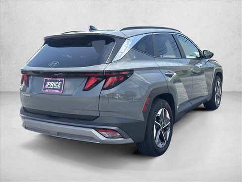 Used 2026 Hyundai Tucson SEL FWD image 5