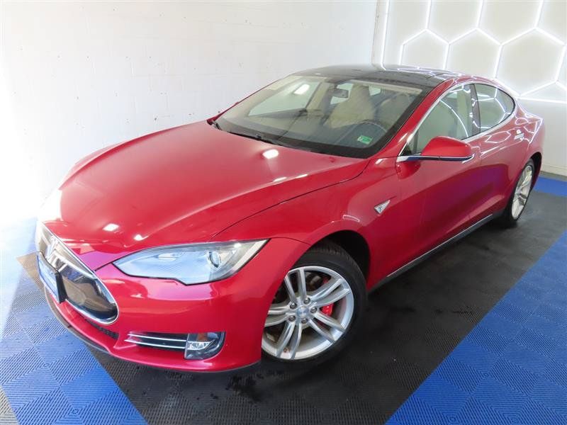 Used 2013 Tesla Model S Performance RWD image 4