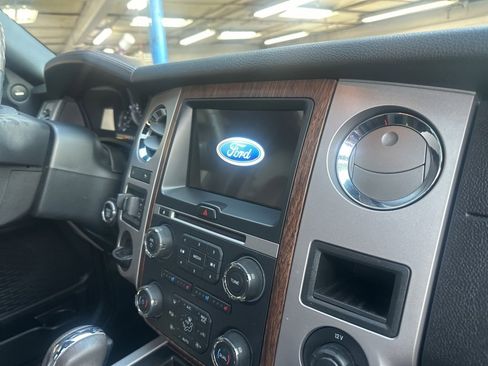 Used 2017 Ford Expedition EL King Ranch image 6