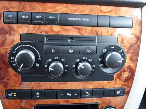 Used 2007 Jeep Grand Cherokee Overland AWD/4WD image 76