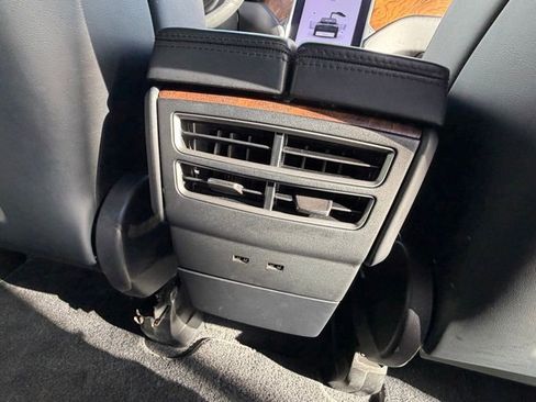 Used 2020 Tesla Model X Long Range image 96