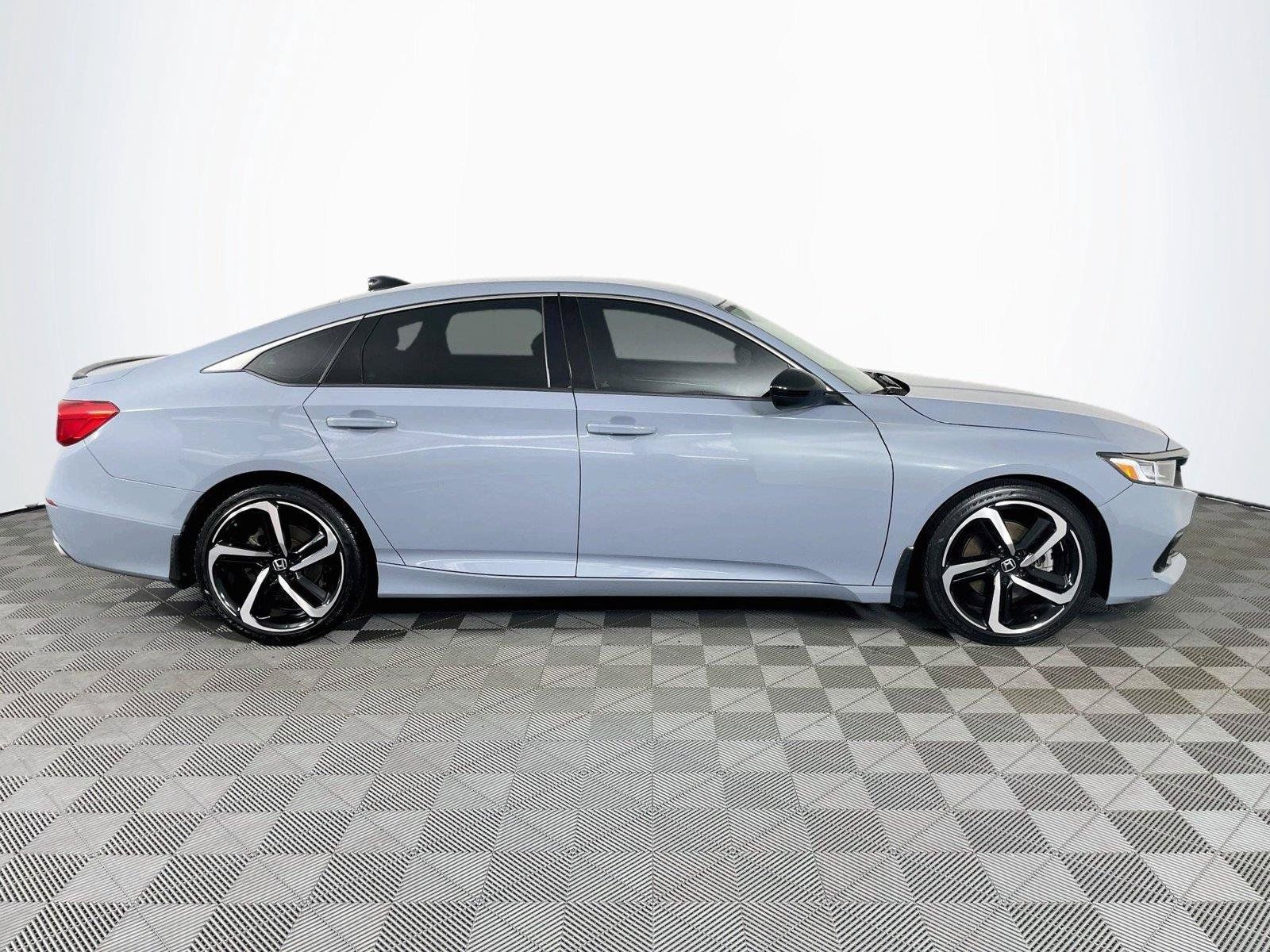 Used 2022 Honda Accord Sport image 10