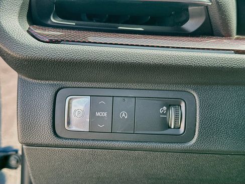 Used 2026 Chevrolet Traverse RS w/ LPO, Floor Liner Package FWD image 22