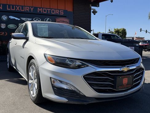 Used 2020 Chevrolet Malibu LT FWD image 18