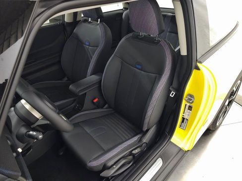 Used 2025 MINI Cooper S image 12