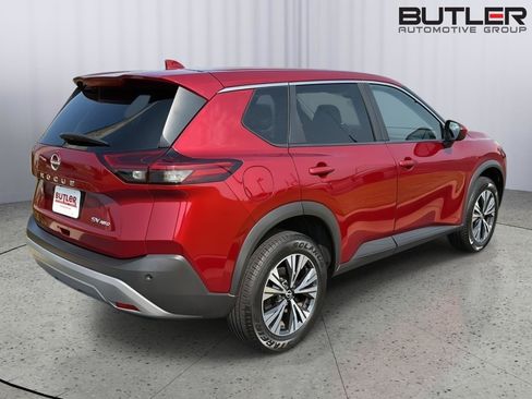 Used 2023 Nissan Rogue SV AWD/4WD image 6