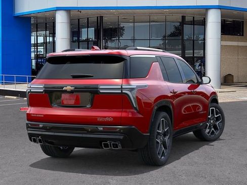 New 2026 Chevrolet Traverse High Country w/ LPO, Floor Liner Package FWD image 4