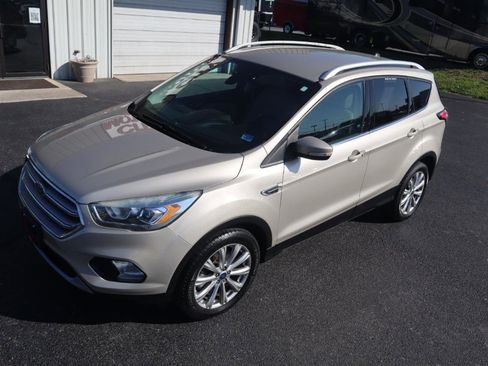 Used 2017 Ford Escape Titanium AWD/4WD image 26
