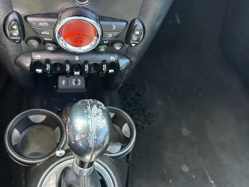 Used 2013 MINI Cooper Hardtop image 16