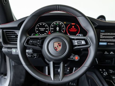 Certified 2026 Porsche 911 Targa 4 GTS AWD/4WD image 19