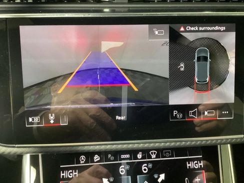 New 2026 Audi SQ7 Prestige image 24