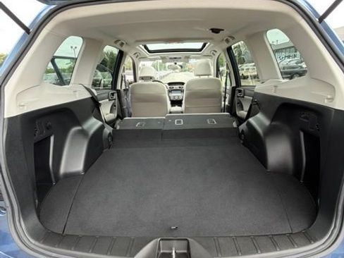 Used 2017 Subaru Forester 2.5i Premium AWD/4WD image 29
