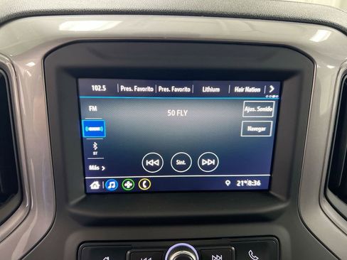 Used 2022 Chevrolet Silverado 1500 Custom w/ Safety Confidence Package AWD/4WD image 14