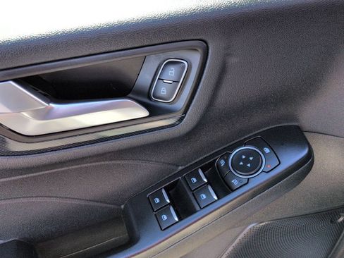 Used 2025 Ford Escape ST-Line FWD image 31
