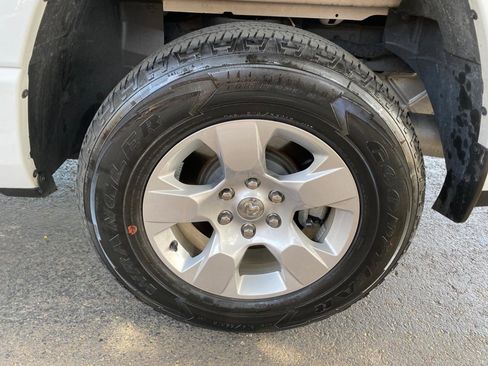 Used 2022 RAM 1500 Big Horn image 18