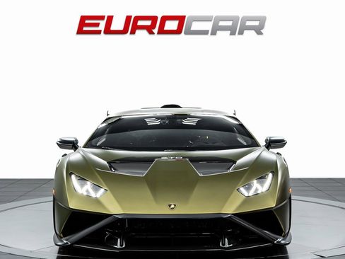 Used 2022 Lamborghini Huracan STO image 8