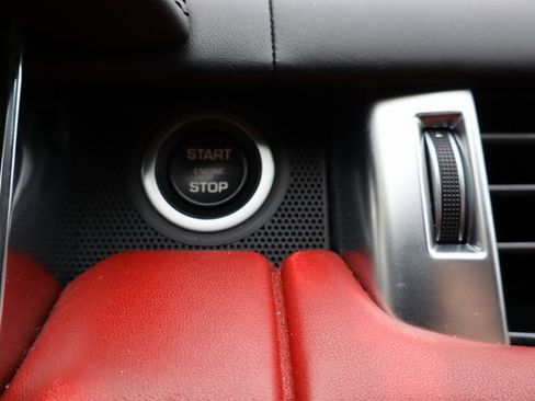 Used 2019 Land Rover Range Rover Sport SVR image 33