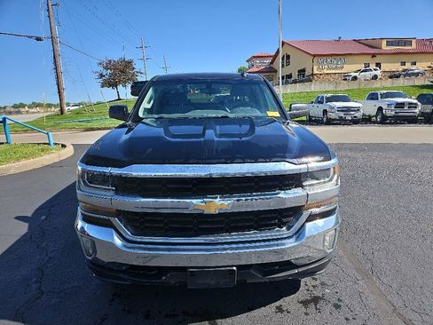 Used 2017 Chevrolet Silverado 1500 LT w/ All Star Edition AWD/4WD image 4