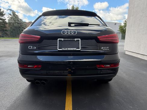 Used 2018 Audi Q3 2.0T Premium Plus w/ Premium Plus Package AWD/4WD image 11