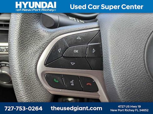 Used 2021 Jeep Cherokee Latitude image 31