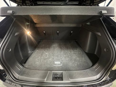 Certified 2024 Chevrolet Trax RS image 19