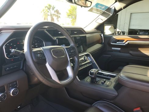 Used 2023 GMC Sierra 1500 Denali w/ Technology Package image 27