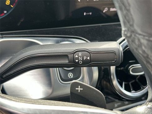 Used 2023 Mercedes-Benz GLB 250 image 14