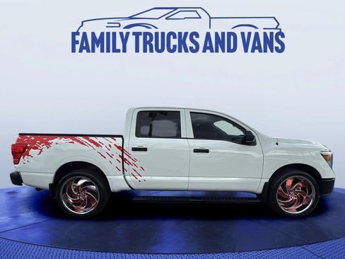 Used 2019 Nissan Titan S w/ S Utility Package AWD/4WD image 6