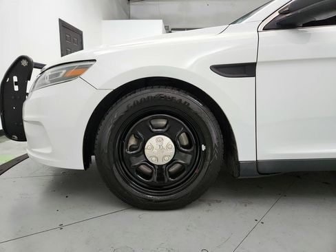 Used 2018 Ford Taurus Police Interceptor AWD image 27