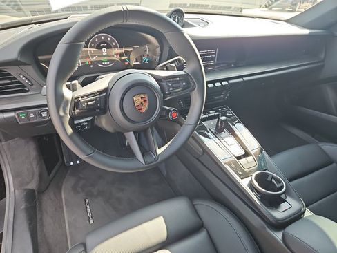 Certified 2026 Porsche 911 Carrera 4 GTS AWD/4WD image 17
