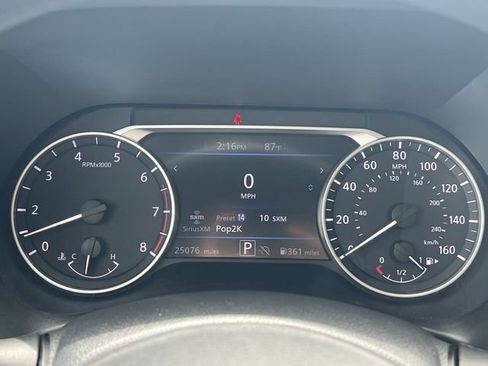 Used 2025 Nissan Sentra SV FWD image 25